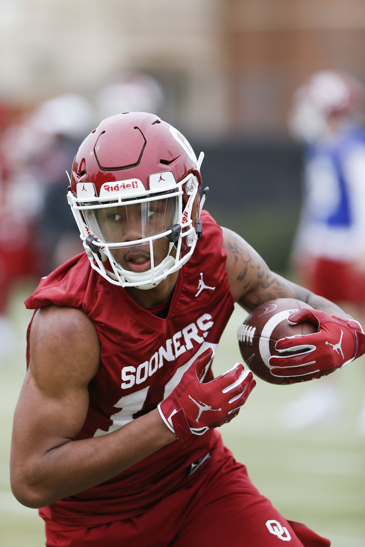 WR Theo Wease